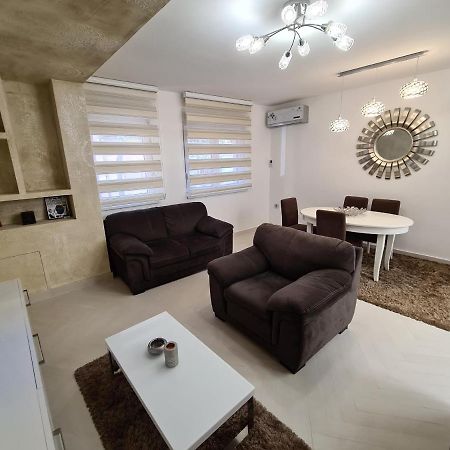 Adonis Apartment Νόβι Σαντ Εξωτερικό φωτογραφία