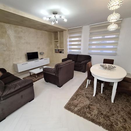 Adonis Apartment Νόβι Σαντ Εξωτερικό φωτογραφία