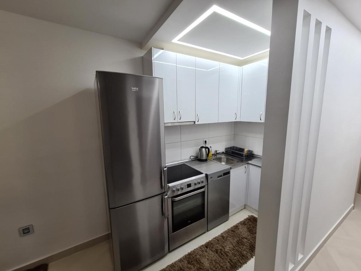 Adonis Apartment Νόβι Σαντ Εξωτερικό φωτογραφία